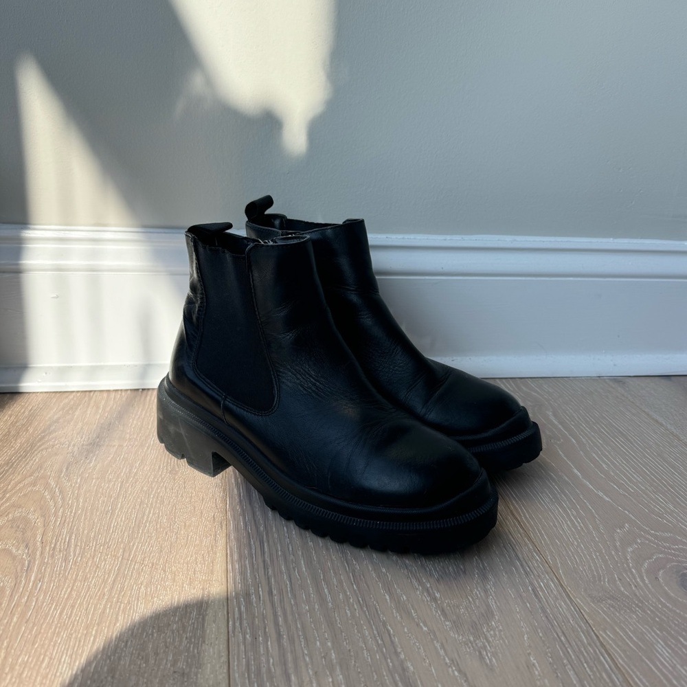 Blondo waterproof mini boots